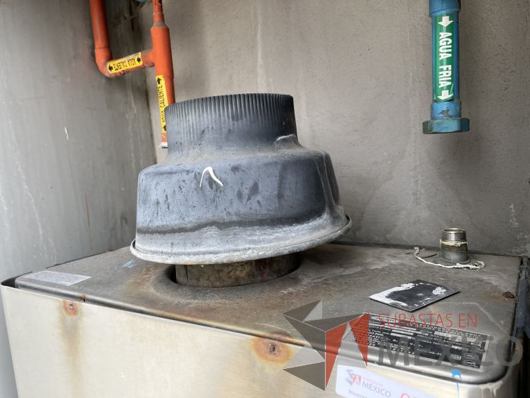 Lote 093 - Boiler marca HESA - Imagen 6