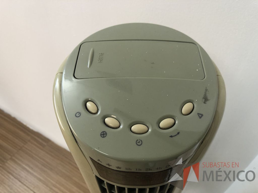 Lote 249 - Ventilador de torre marca ALOHA BREEZE - Imagen 5