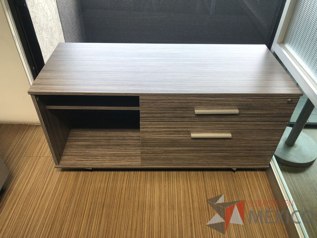 Lote 259 - Credenza con 2 cajones y 1 entrepaño - Imagen 3