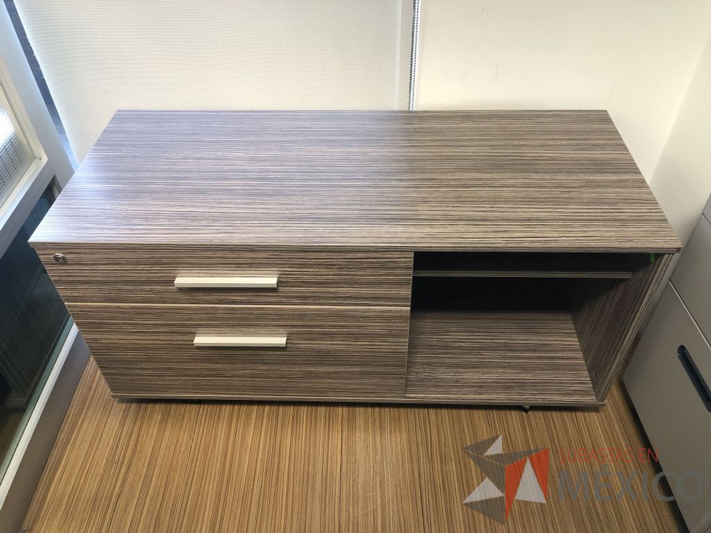 Lote 263 - Credenza con 2 cajones y 1 entrepaño - Imagen 4