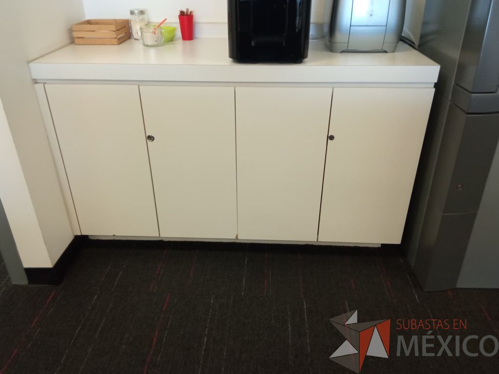 Lote 104 - Mueble para área de servicio con gabinete superior e inferior - Imagen 7