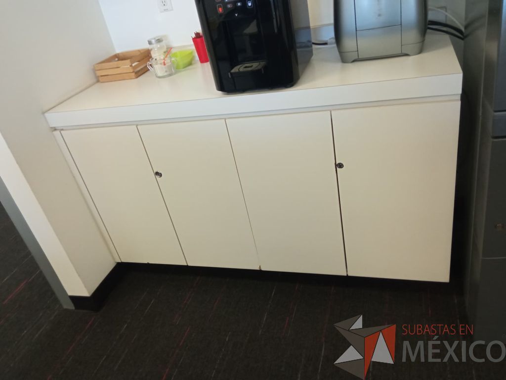 Lote 104 - Mueble para área de servicio con gabinete superior e inferior - Imagen 6