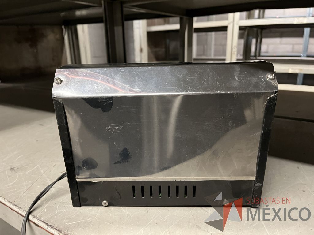 Lote 047 - 424 Lamparas de luz negra de diferentes modelos y Esterilizadora - Imagen 6