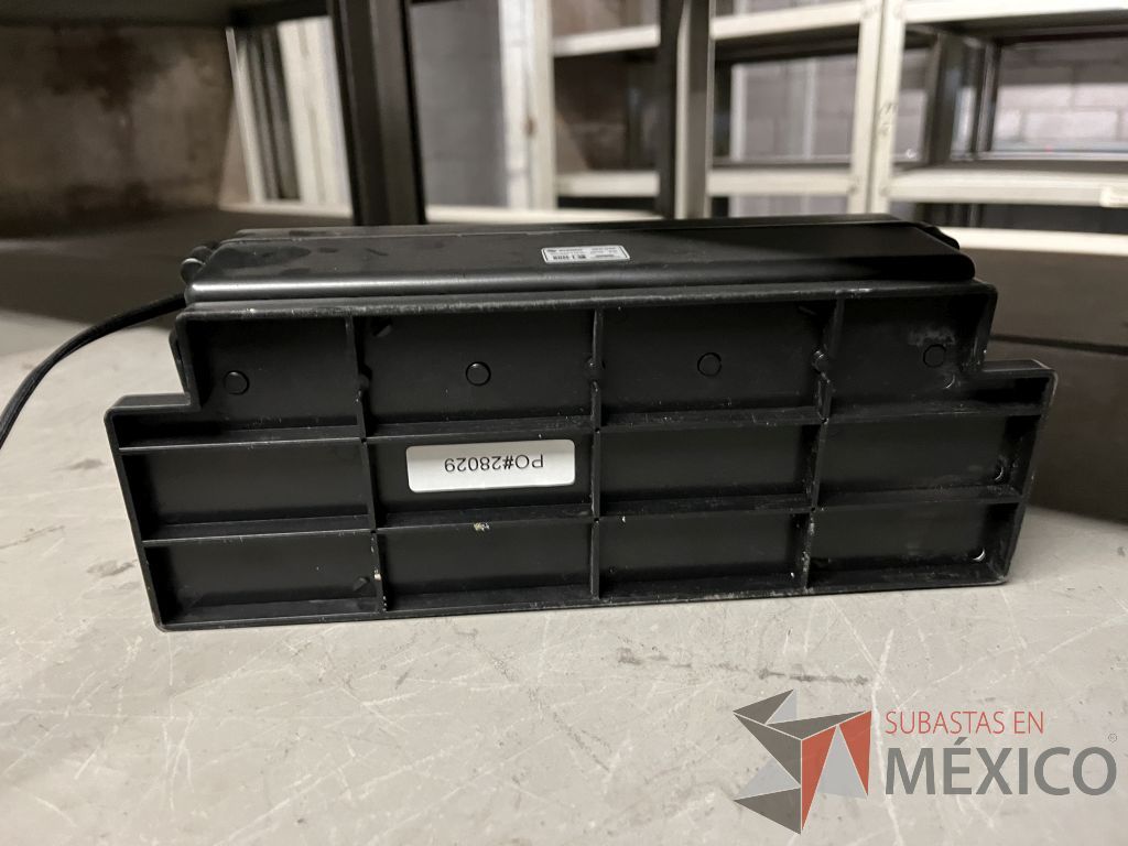 Lote 047 - 424 Lamparas de luz negra de diferentes modelos y Esterilizadora - Imagen 14