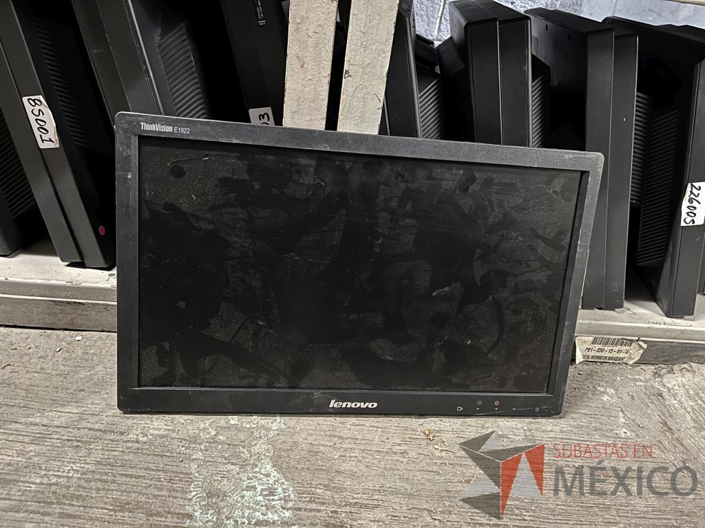 Lote 074 - 300 Pantallas Ti sin base, marca: Lenovo, View Sonic y Dell - Imagen 10