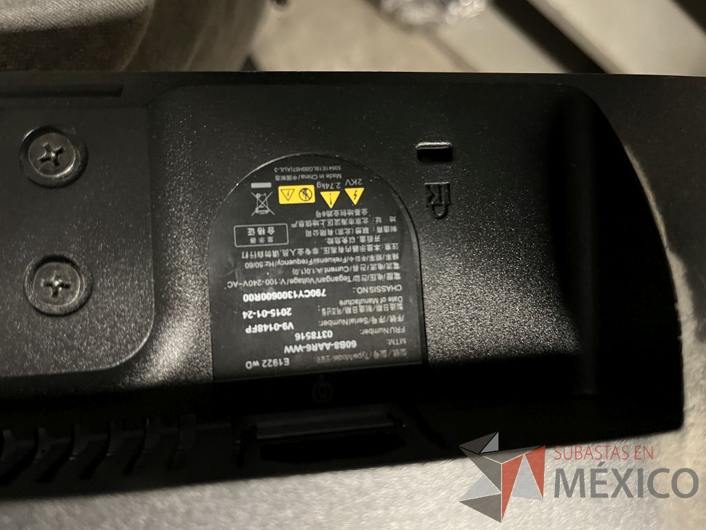 Lote 074 - 300 Pantallas Ti sin base, marca: Lenovo, View Sonic y Dell - Imagen 13