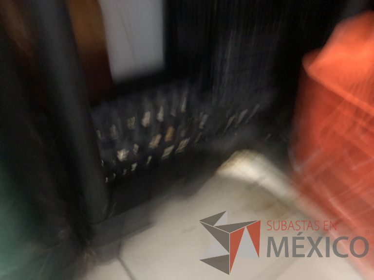 Lote 075 - 5 Contenedores de plástico - Imagen 12