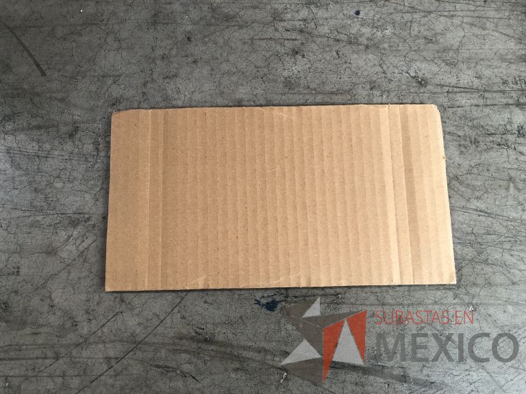 Lote 019 - 7556 Piezas de diferentes materiales (Etiquetas, cajas de cartón, lamina de cartón, caja de cartón, etc.) - Imagen 24