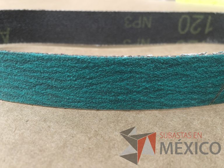 Lote 012 - 2470 Piezas de diferentes materiales (Terminal ojillos, barras de silicón, grano de esmeril, discos depredador, rollos de alambre, limas, bandas, brocas, tarrajas, vidrios, lijas, electrodos, cuchillas, entre otros) - Imagen 218