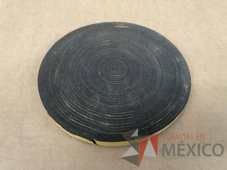 Lote 019 - 7556 Piezas de diferentes materiales (Etiquetas, cajas de cartón, lamina de cartón, caja de cartón, etc.) - Imagen 90