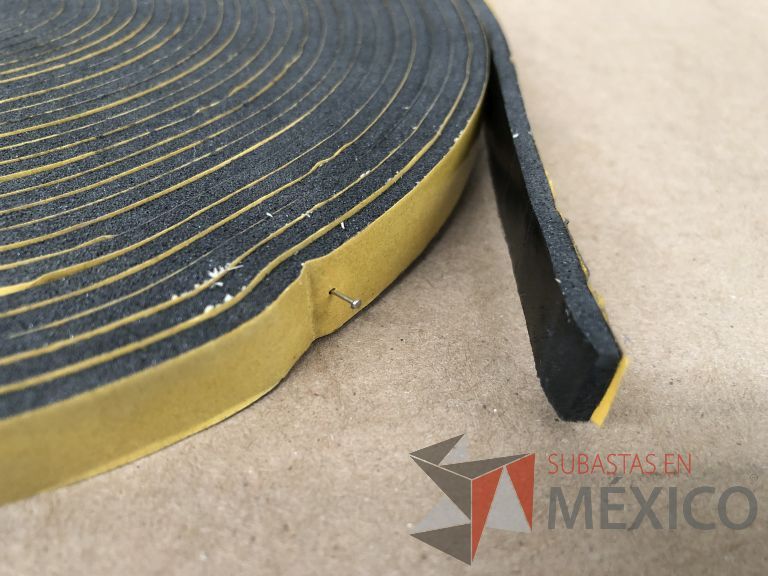 Lote 019 - 7556 Piezas de diferentes materiales (Etiquetas, cajas de cartón, lamina de cartón, caja de cartón, etc.) - Imagen 93