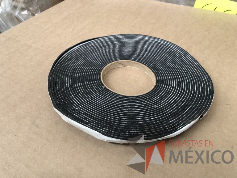 Lote 019 - 7556 Piezas de diferentes materiales (Etiquetas, cajas de cartón, lamina de cartón, caja de cartón, etc.) - Imagen 94