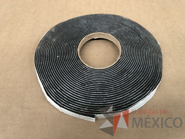 Lote 019 - 7556 Piezas de diferentes materiales (Etiquetas, cajas de cartón, lamina de cartón, caja de cartón, etc.) - Imagen 95