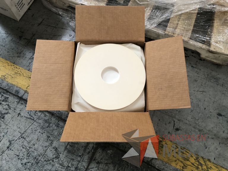 Lote 019 - 7556 Piezas de diferentes materiales (Etiquetas, cajas de cartón, lamina de cartón, caja de cartón, etc.) - Imagen 40