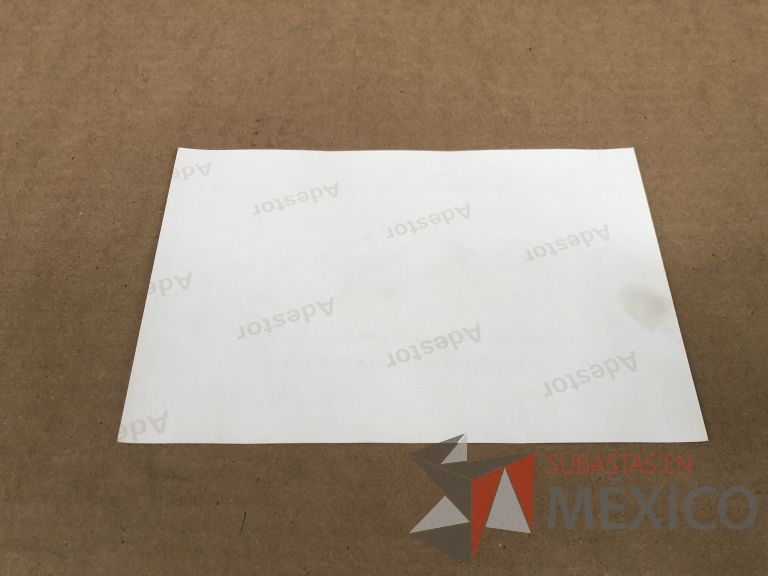 Lote 019 - 7556 Piezas de diferentes materiales (Etiquetas, cajas de cartón, lamina de cartón, caja de cartón, etc.) - Imagen 36