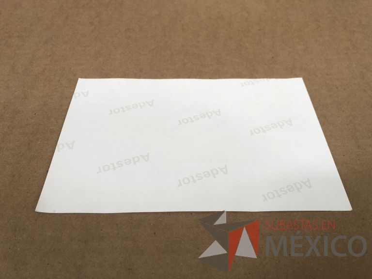 Lote 019 - 7556 Piezas de diferentes materiales (Etiquetas, cajas de cartón, lamina de cartón, caja de cartón, etc.) - Imagen 110