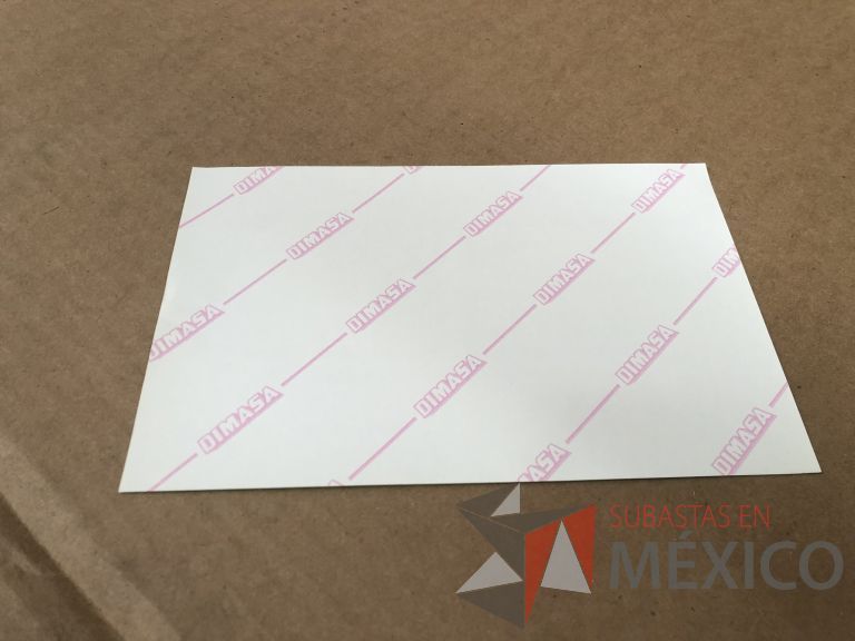 Lote 019 - 7556 Piezas de diferentes materiales (Etiquetas, cajas de cartón, lamina de cartón, caja de cartón, etc.) - Imagen 20