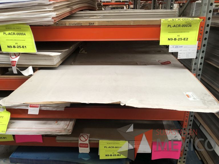 Lote 016 - 490 Artículos varios ( Acrílicos negros, Tubo de Acrílico, etc...) - Imagen 33