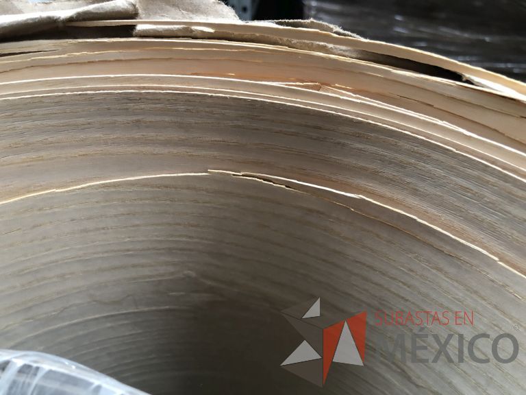 Lote 017 - 231 Piezas de diferentes materiales (Chapas de madera, aglomerados) - Imagen 11