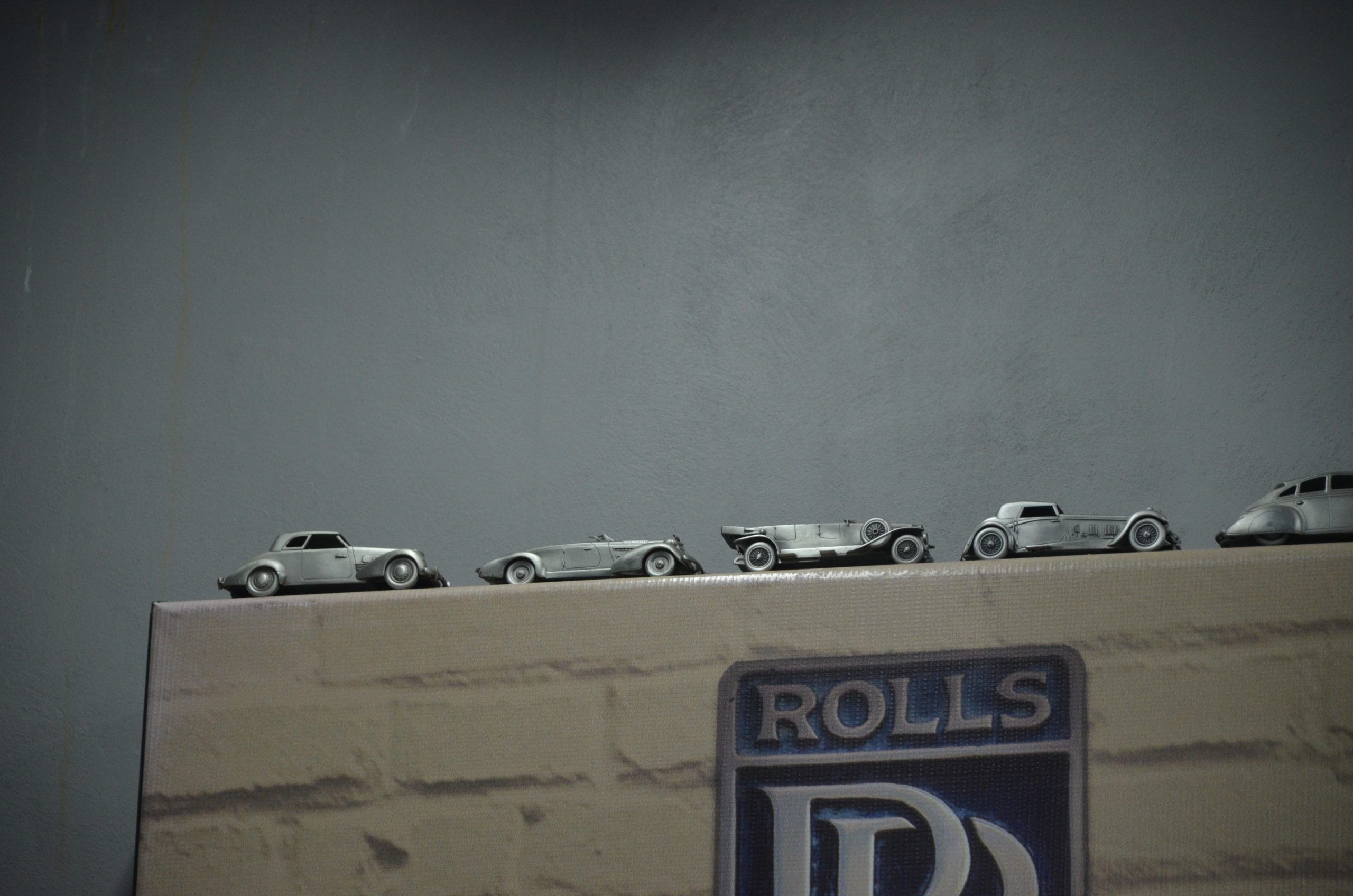 Lote 064 - 1 lote de 18 modelos reducidos de los agnos 30 y 40, en metal. Cada modelo mide 1:43 - Imagen 2