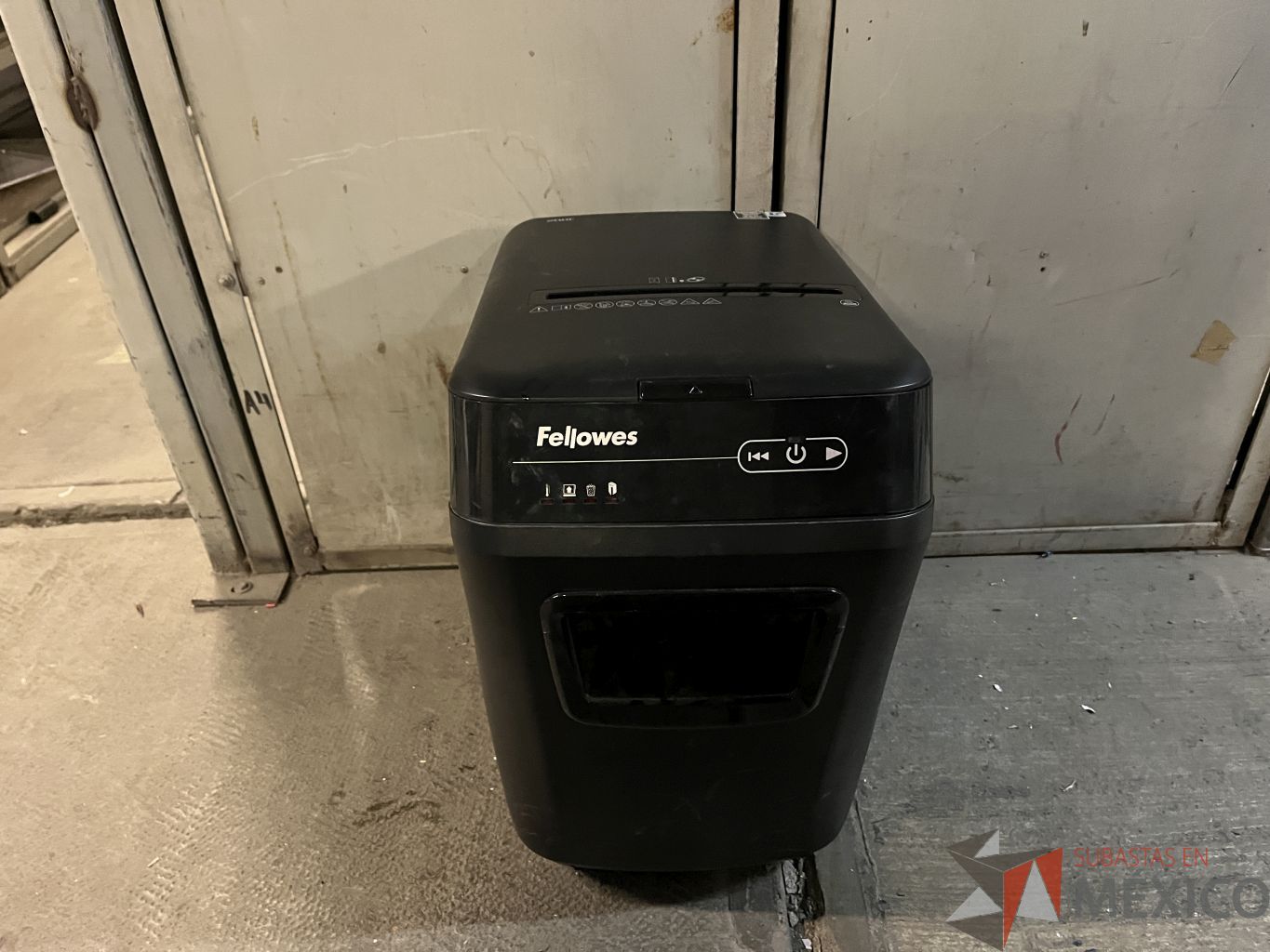 Lote 036 - 10 Trituradoras de papel de diferentes modelos y marcas - Imagen 9