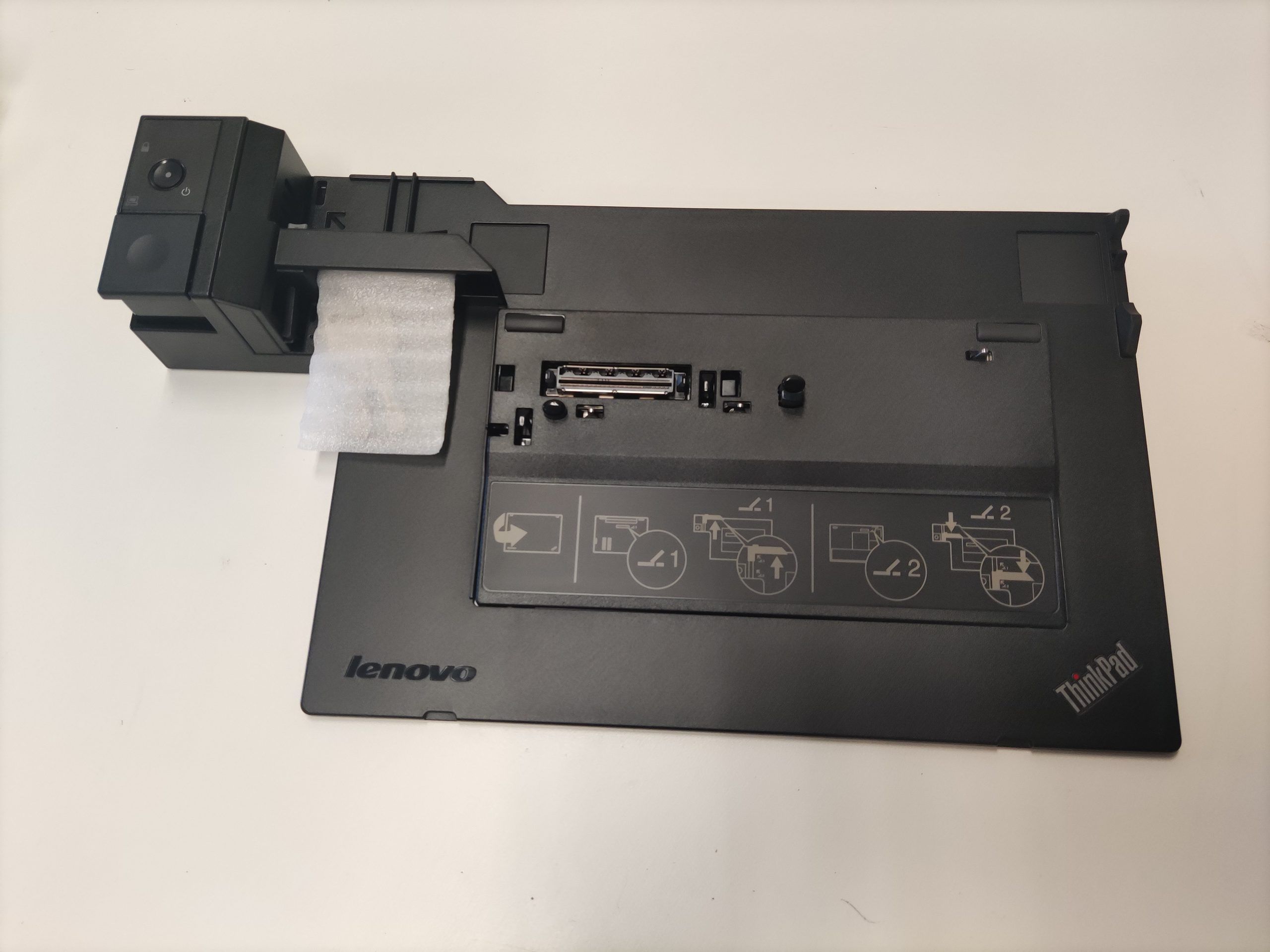 OPT 0230 - Think Pad Mini Dock Lenovo, Modelo: 4337 - Imagen 4