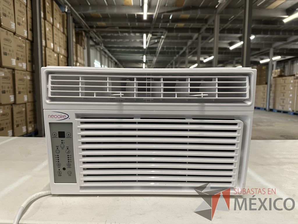 Lote 003 - Aire Acondicionado tipo Ventana NEOAIRE, Modelo: NAW081M20, 8000 BTU, 115v