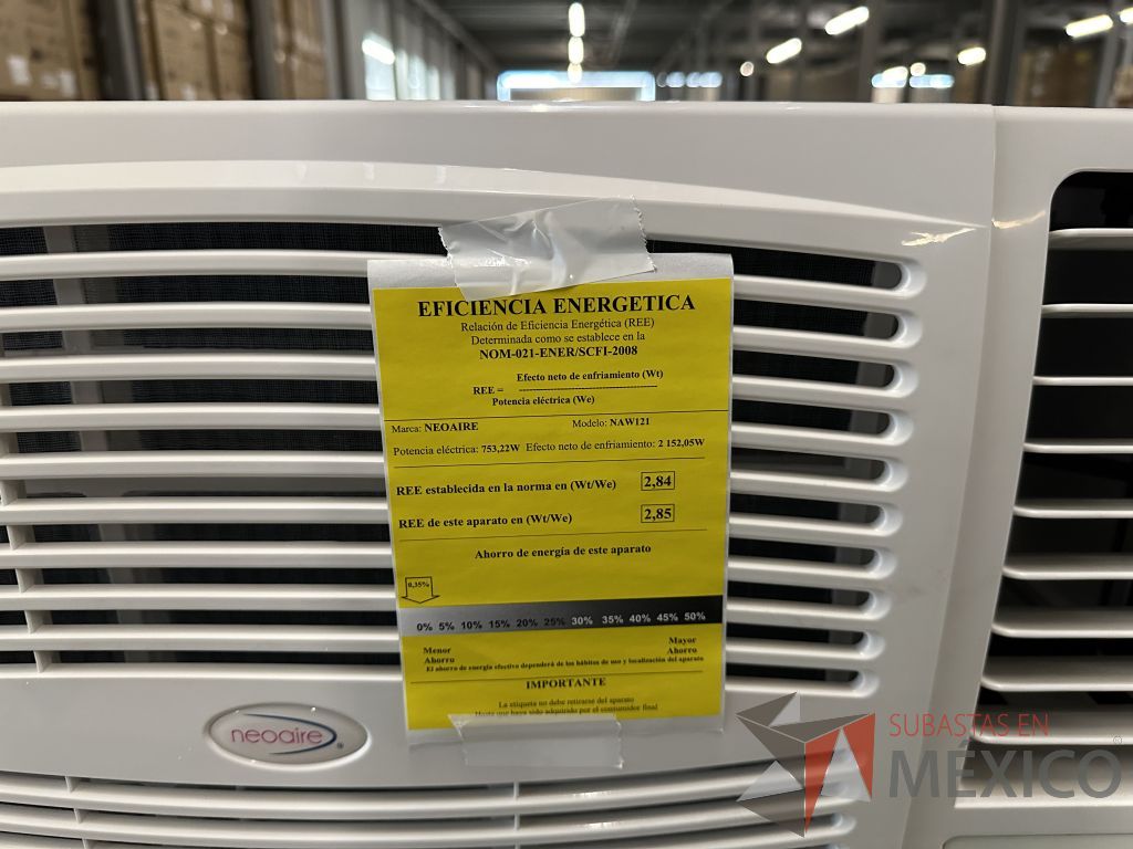 Lote 004 - Equipo de Aire Acondicionado tipo ventana Neoaire NAW121, 1 Ton, Frío, 110 Volts - Imagen 6