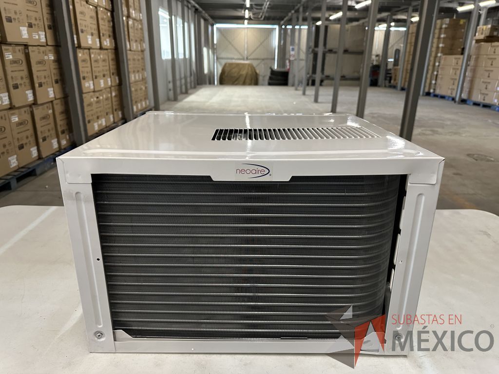 Lote 007 - Aire Acondicionado tipo Ventana NEOAIRE, Modelo: NAW122, 12000 BTU, 220v - Imagen 19