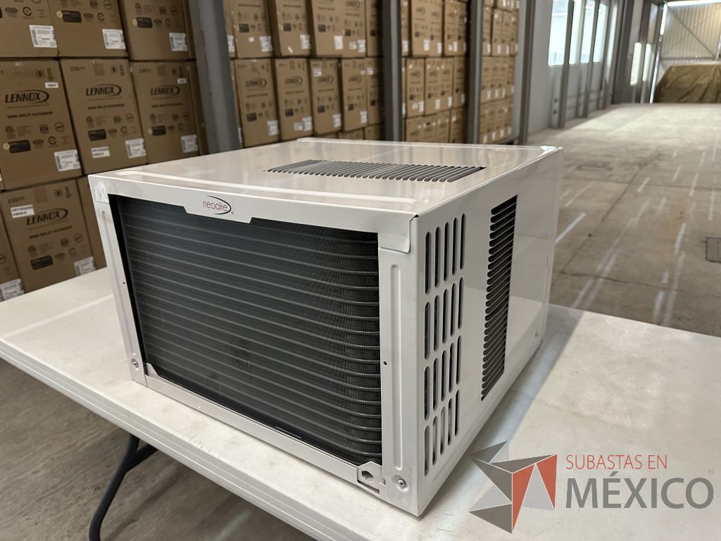 Lote 007 - Aire Acondicionado tipo Ventana NEOAIRE, Modelo: NAW122, 12000 BTU, 220v - Imagen 20