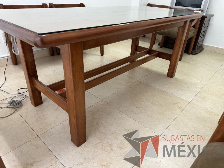 Lote 057 - Mesa de sala de juntas para 6 personas con cubierta de cristal - Imagen 2
