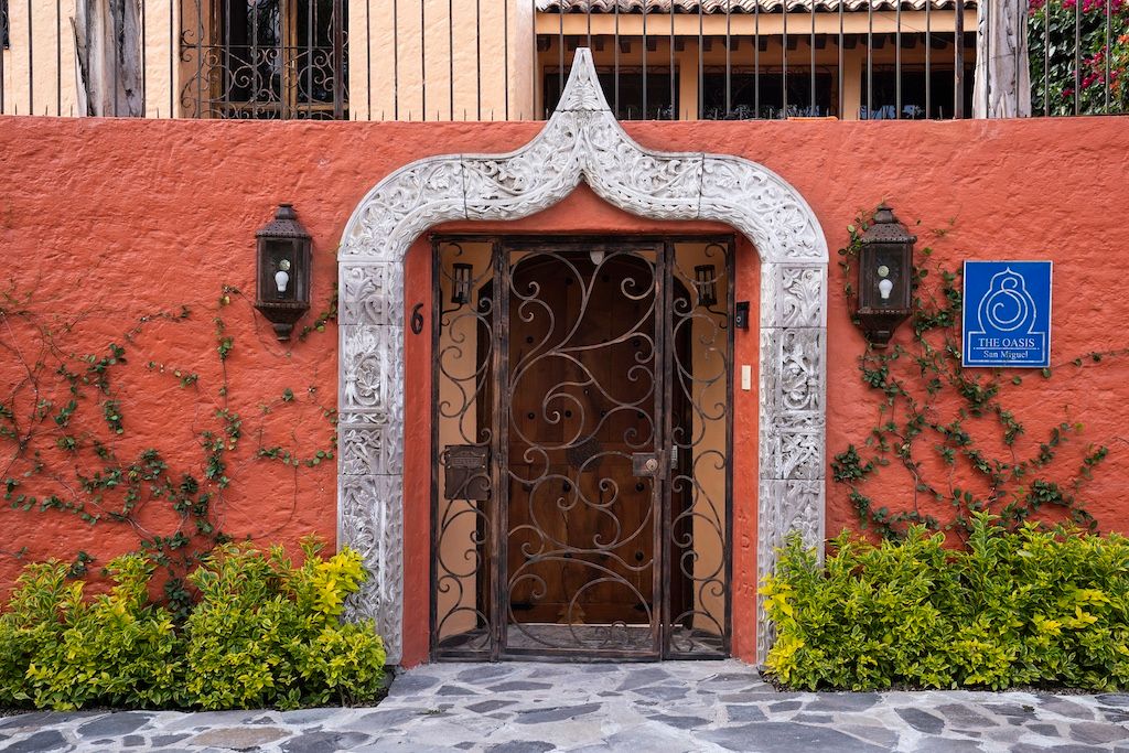Copia de Front Entrance Door