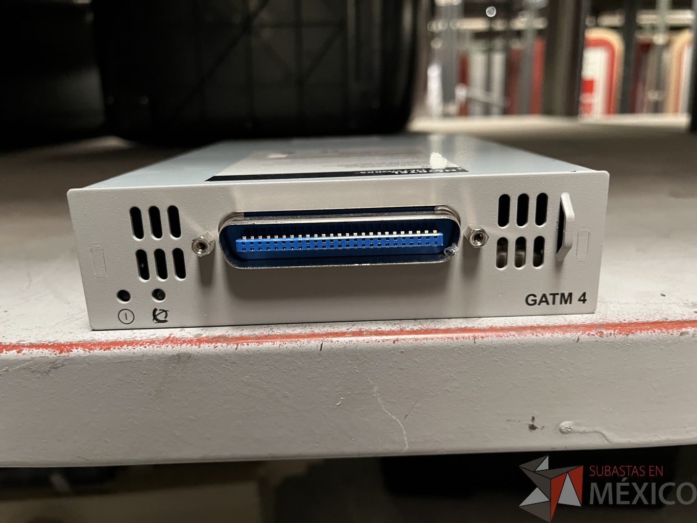 Lote 012 - Lote con 37 Artículos, Access point, Firewall, Conmutador, Tapetes, etc... - Imagen 16