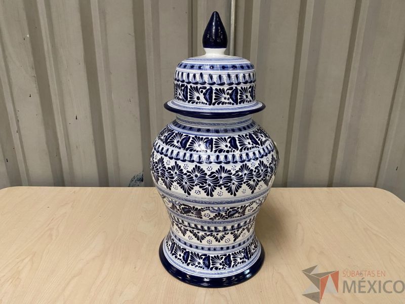 Lote 031 - 5 Jarrones Decorativos - Imagen 7