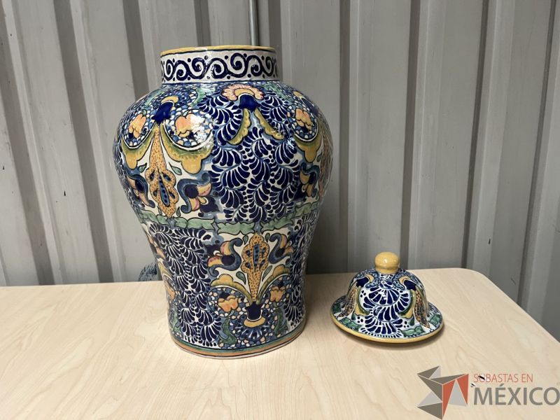 Lote 031 - 5 Jarrones Decorativos - Imagen 6