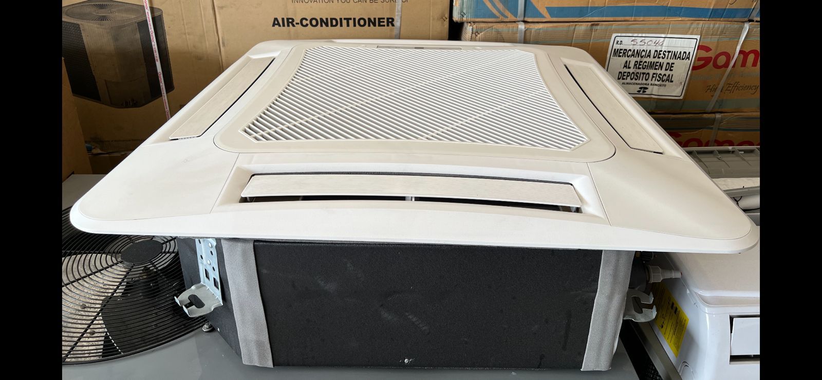 Lote 009 - 10 Equipos de aire acondicionado, Modelo BD4W-56(19)SAV - Imagen 2