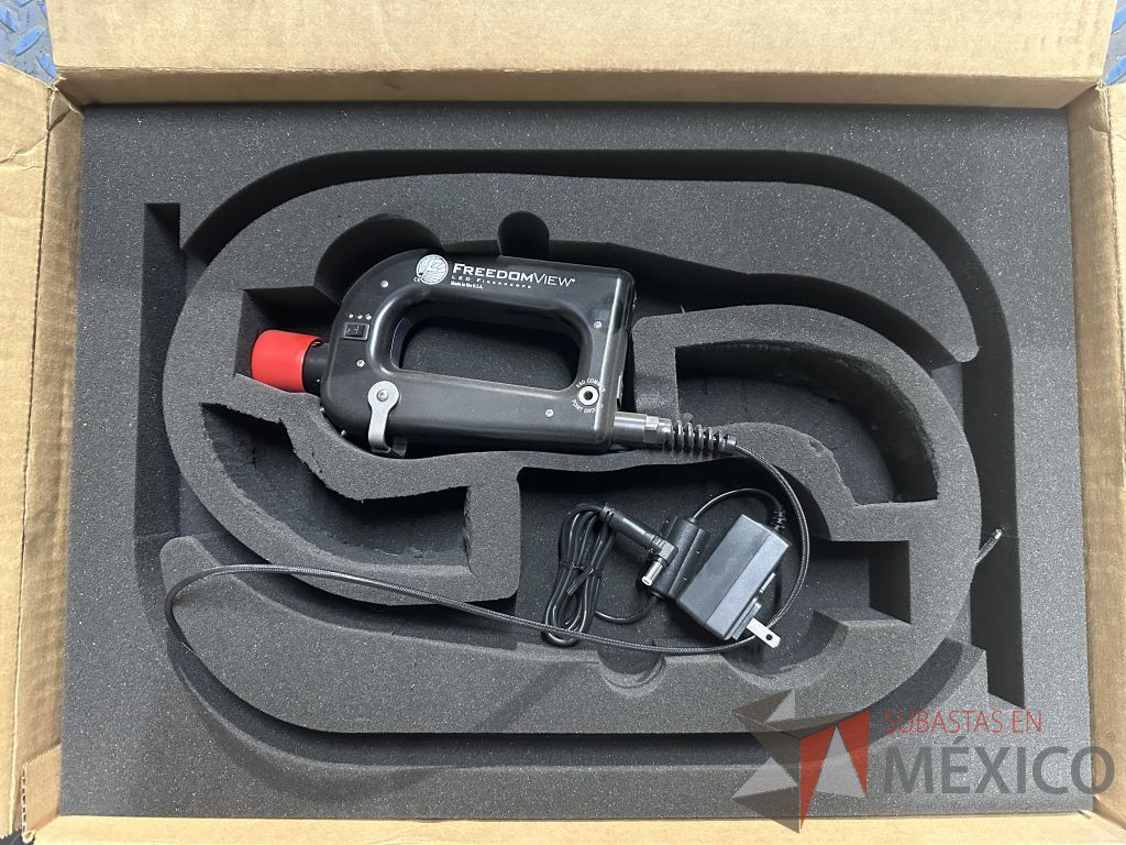 Lote 004 - Optim Freedom View LED Fiberscope; 4mm Fibra Tungsteno 85 C - Imagen 4