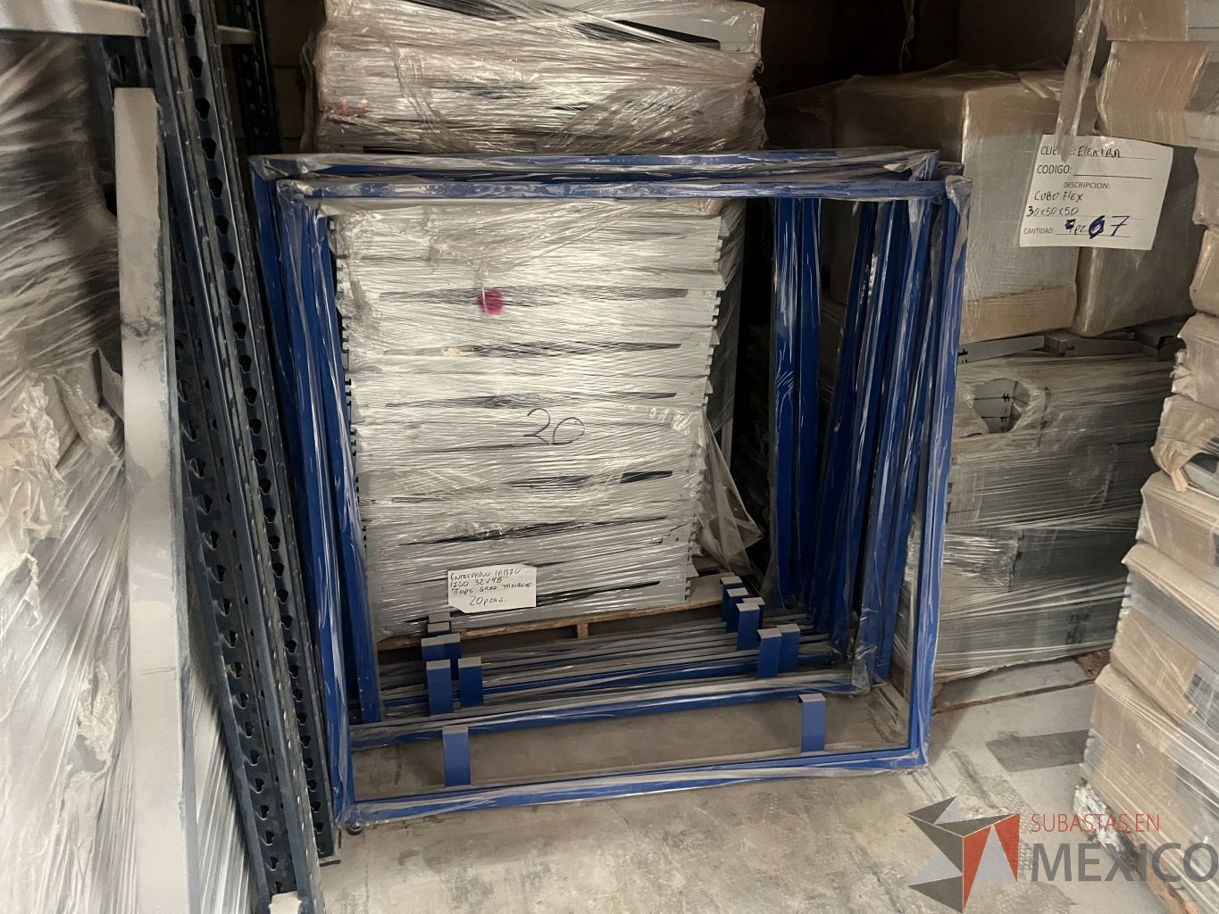 Lote 153 - Conjunto de gondolas para línea blanca - Imagen 4