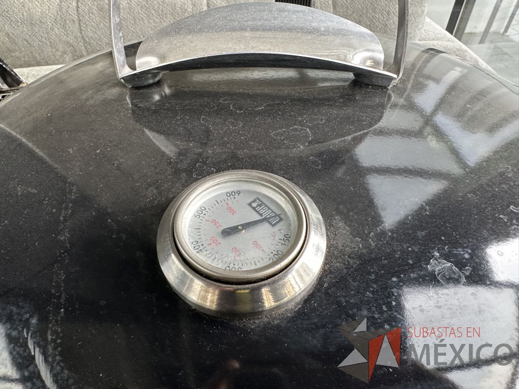 Lote 128 - Asador con ruedas - Imagen 7