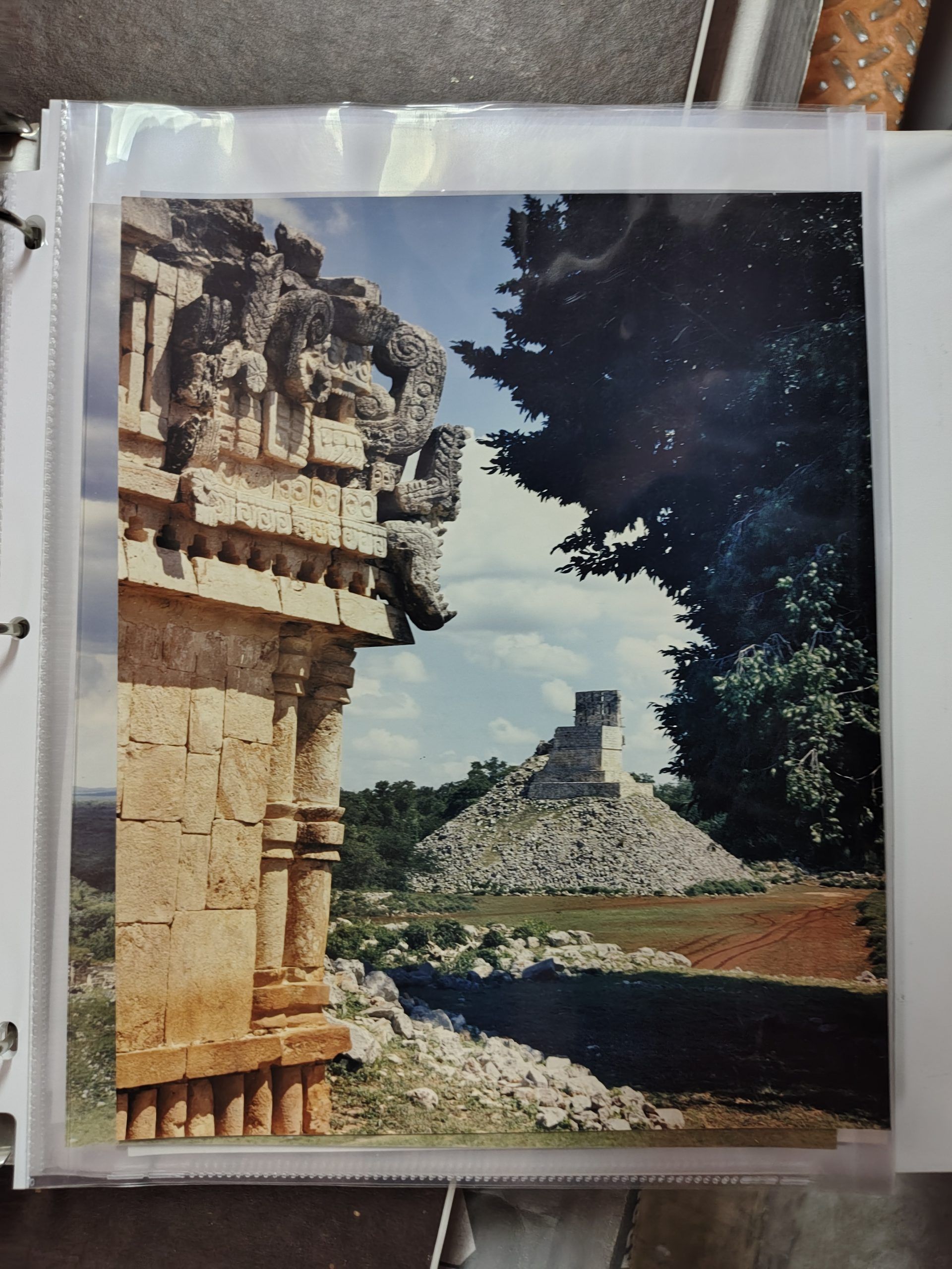 Lote 007 - Armando Salas Portugal - Sin título - Impresión C-Print sobre papel fotográfico Kodak profesional - Imagen 2